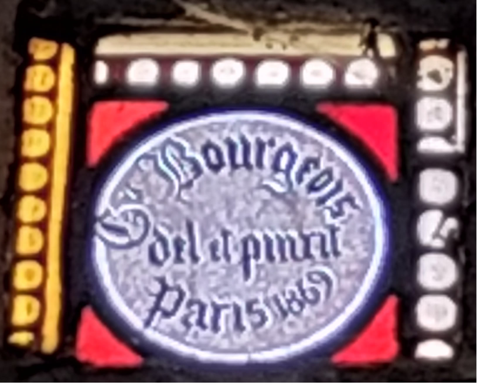 Signature du verrier Bourgeois