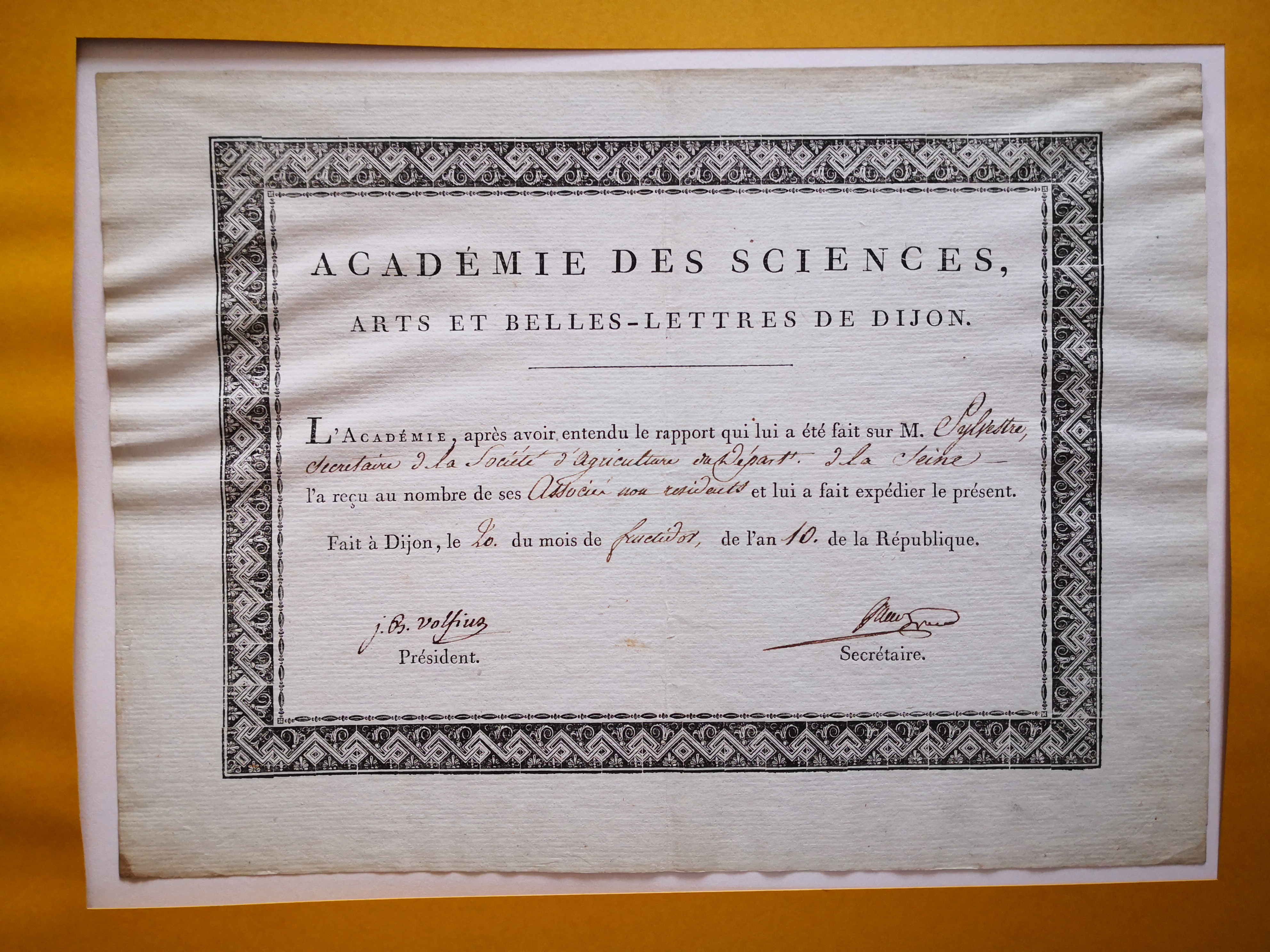  Diplôme d