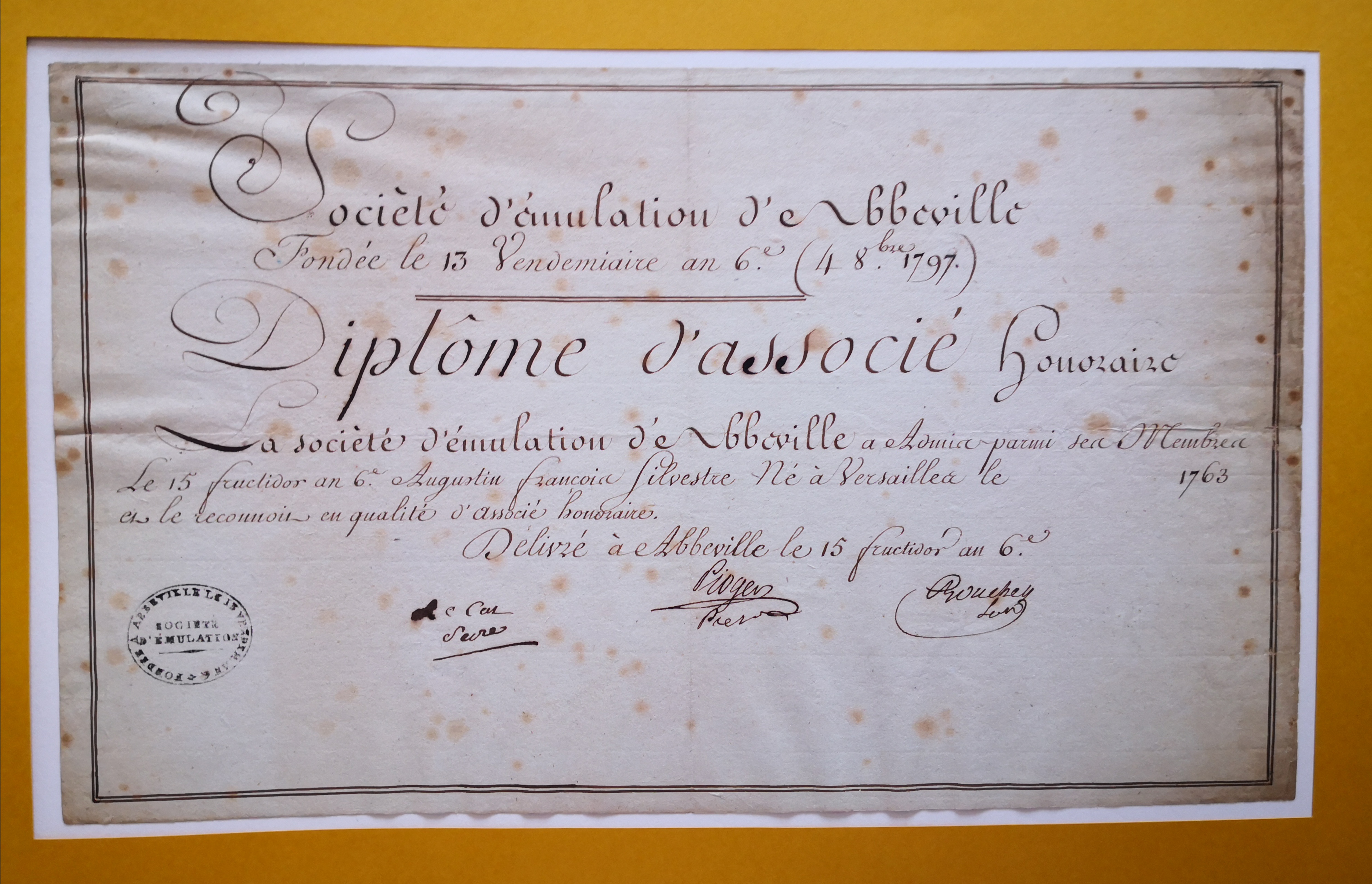  Diplôme d